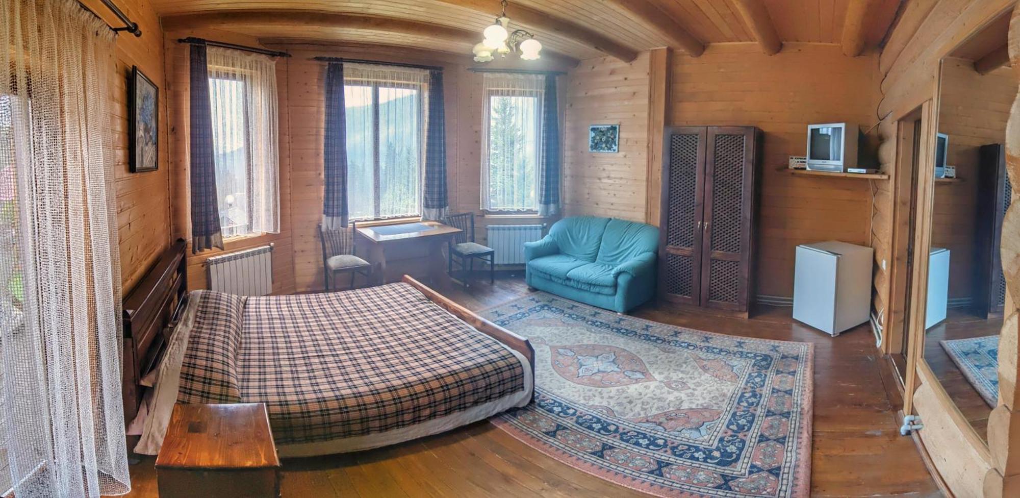 Myslovka 12 Months Estateゲストハウス 部屋 写真